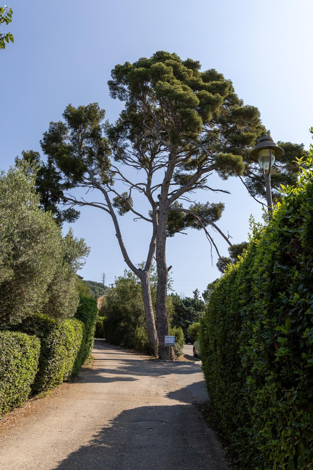 The Originals City, Hotel Cote Sud, Marseille Est Allauch Exterior foto