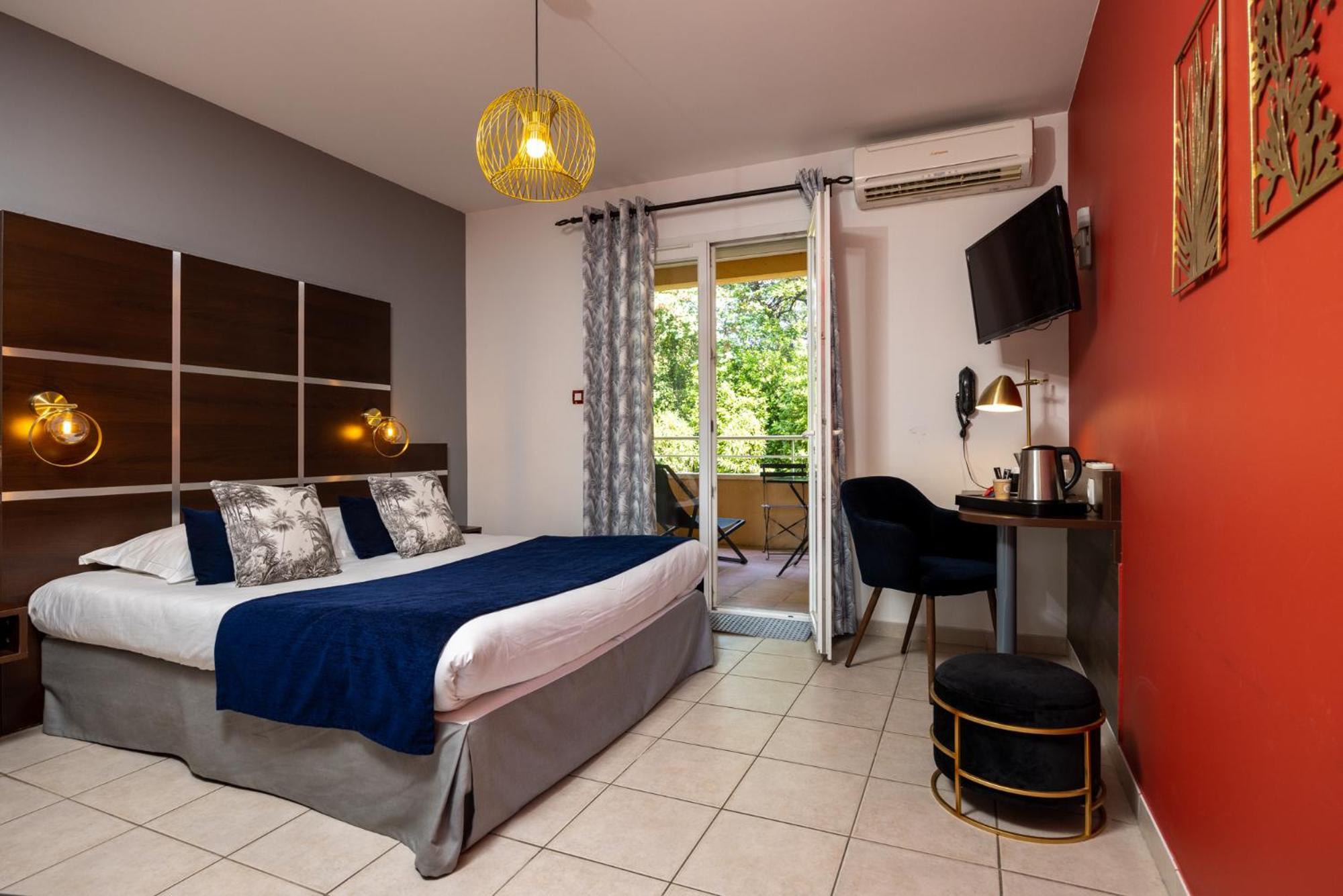 The Originals City, Hotel Cote Sud, Marseille Est Allauch Exterior foto